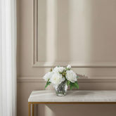 Composition de Pivoines et Baies